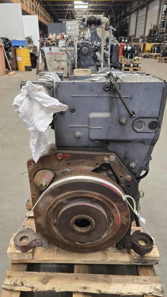 Deutz F2L1011 发动机