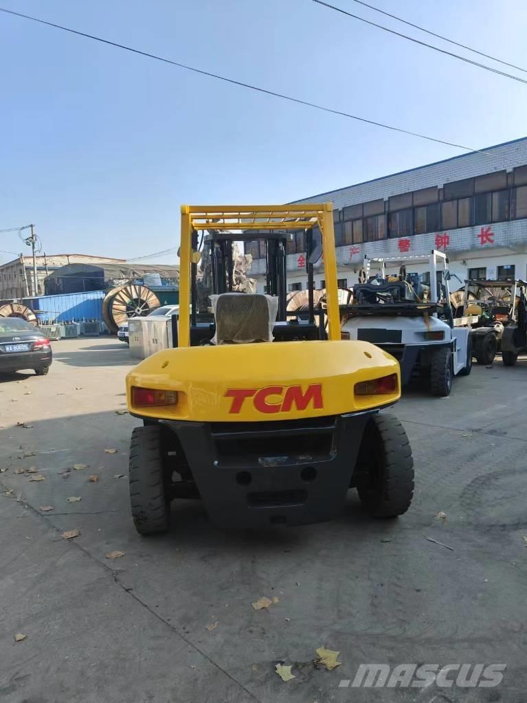 TCM 7t 柴油叉车