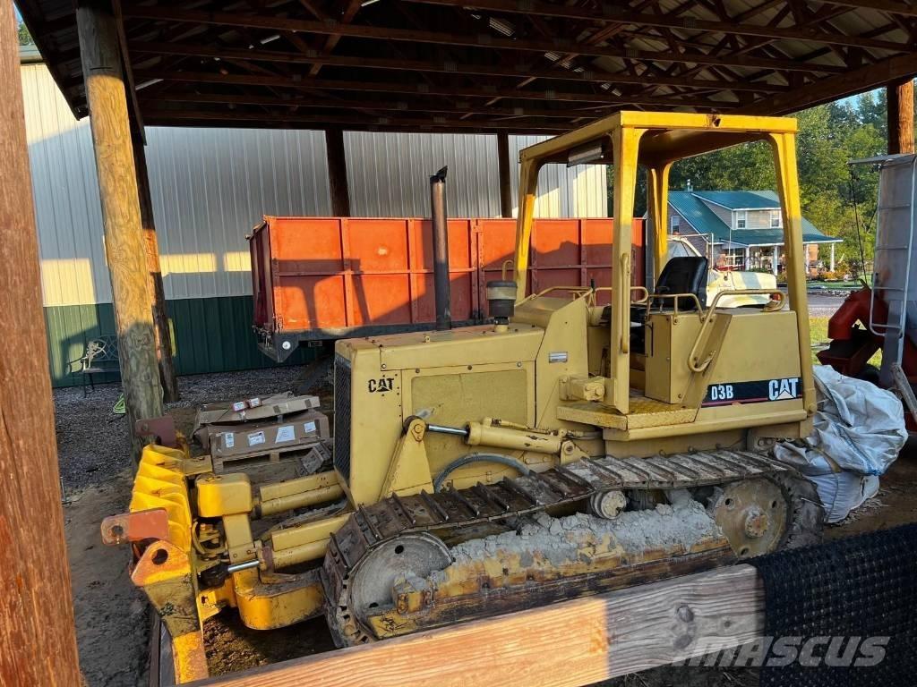 CAT D 3 B 履带式推土机