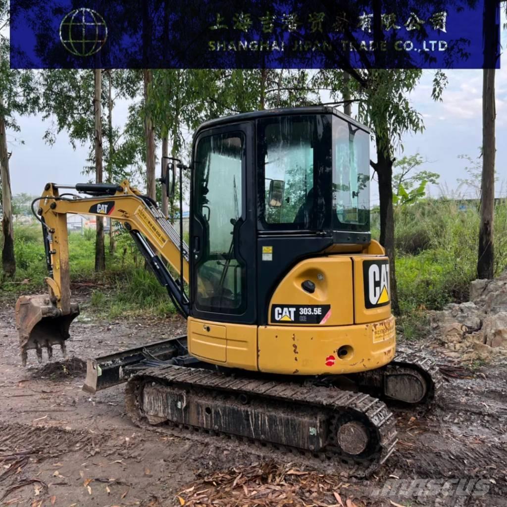 CAT 303.5 小型挖掘机