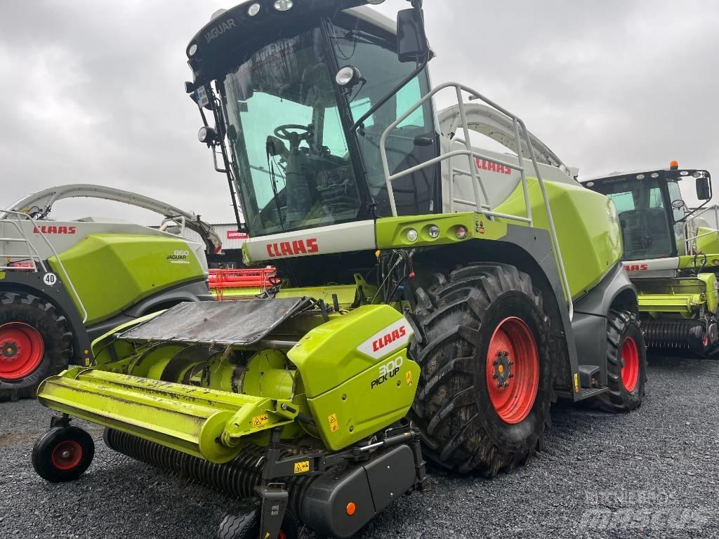 CLAAS Jaguar 840 自走式青贮饲料收割机
