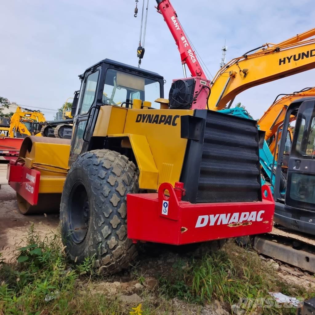 Dynapac CA 251 D 单轮压路机