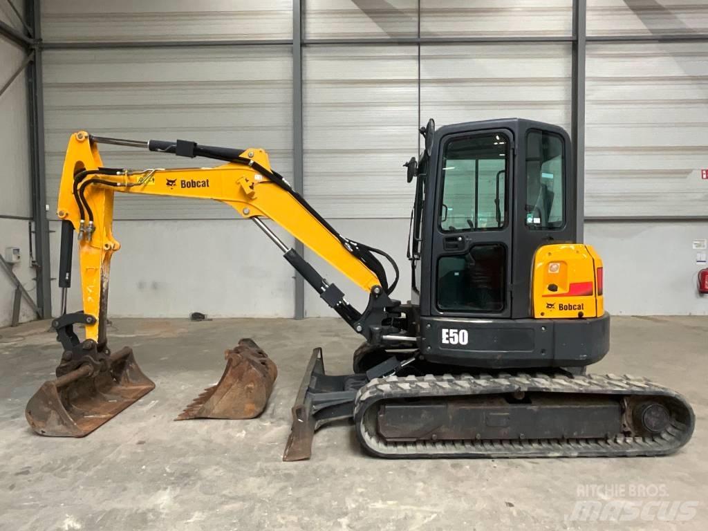 Bobcat E 50 小型挖掘机