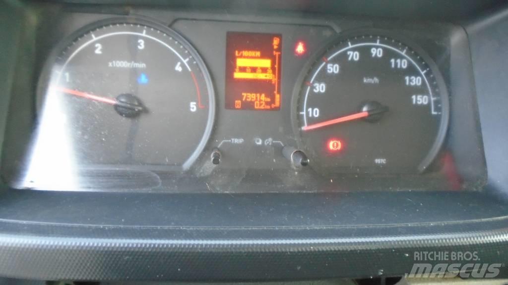 Renault Maxity 车载式高空作业车