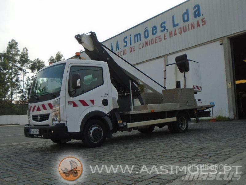 Renault Maxity 车载式高空作业车