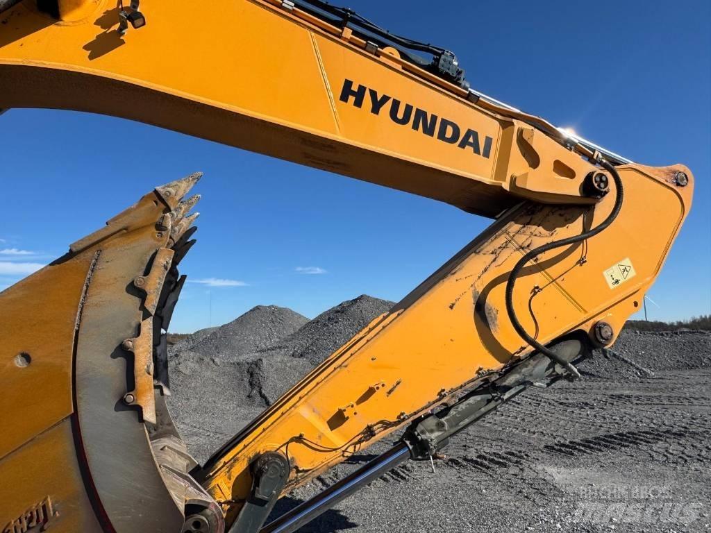 Hyundai HX 900 L 履带挖掘机