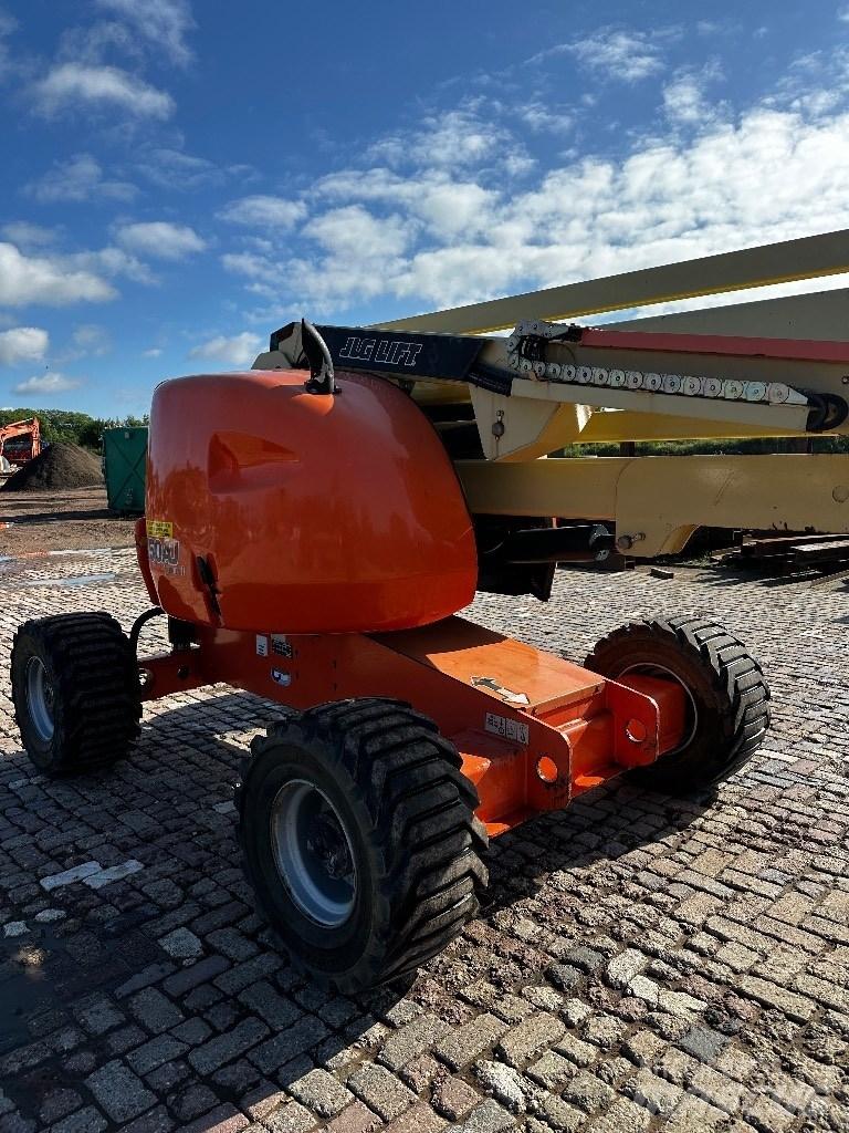 JLG 450 AJ II 曲臂高空工作平台