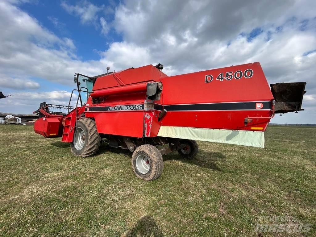 Dronningborg D4500 联合收割机
