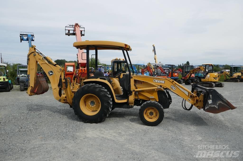 DEERE 110 反铲装载机