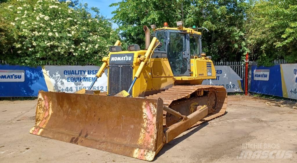 Komatsu D65PX-18 履带式推土机