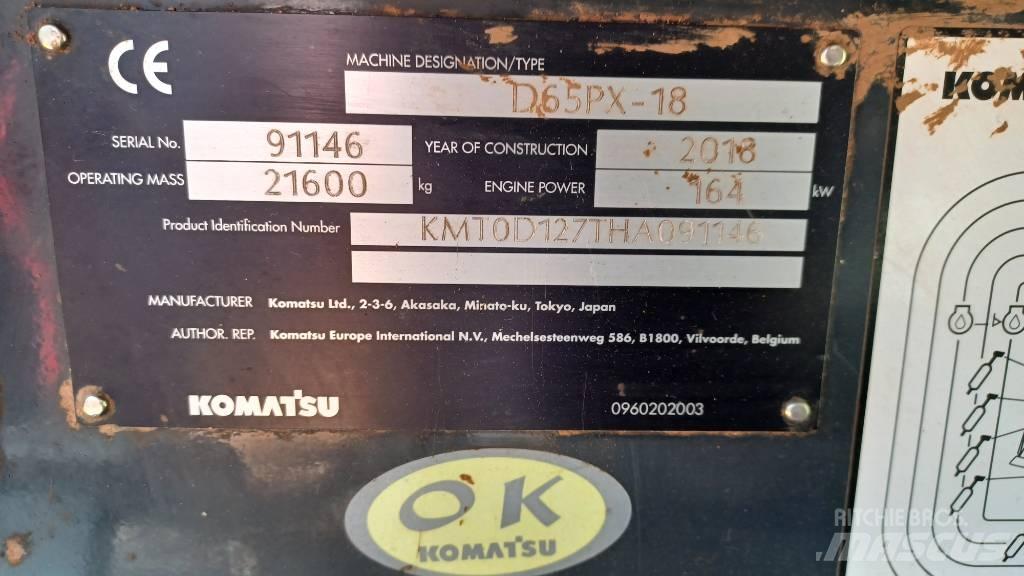 Komatsu D65PX-18 履带式推土机