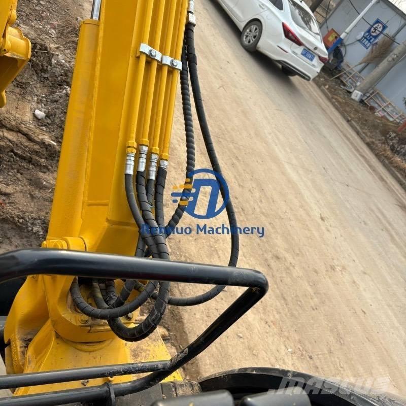 Komatsu PC35MR 小型挖掘机