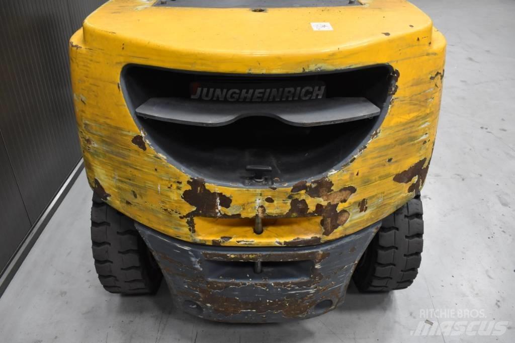 Jungheinrich DFG 550 柴油叉车