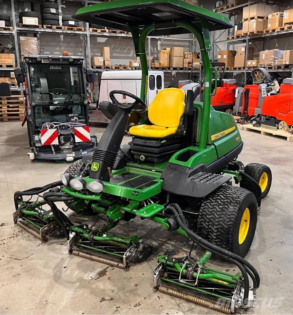 John Deere 7500A 球道割草机