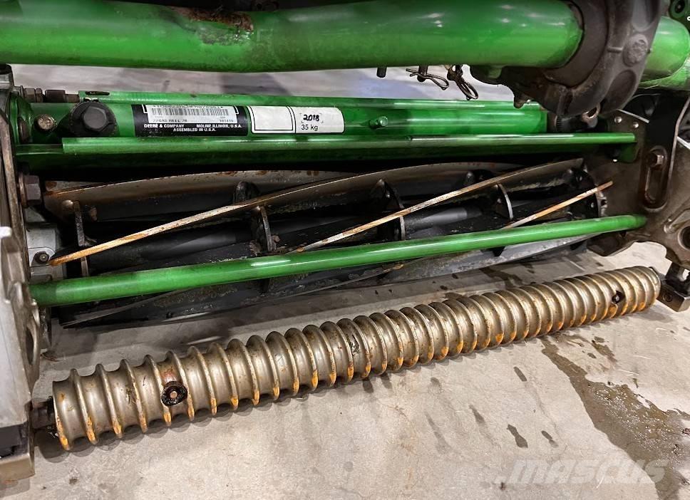 John Deere 7500A 球道割草机