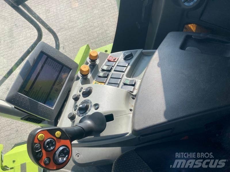 CLAAS LEXION 620 联合收割机