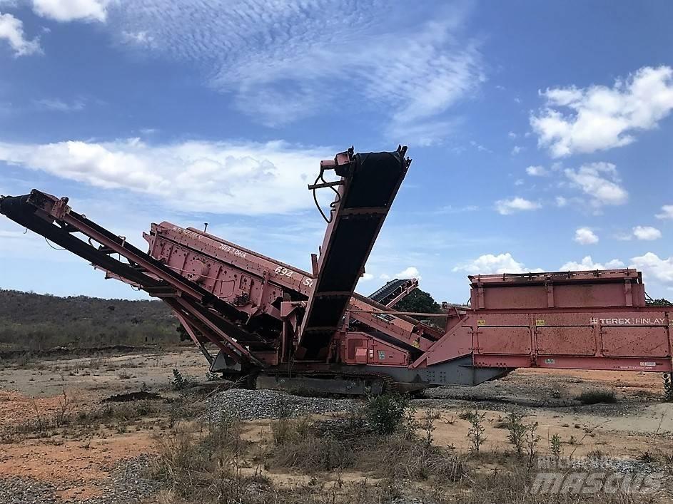 Terex Finlay 694T 移动式筛分机