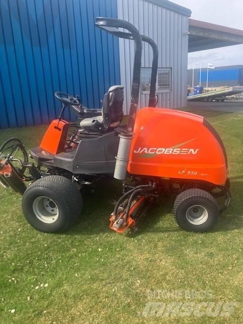 Jacobsen LF550 球道割草机