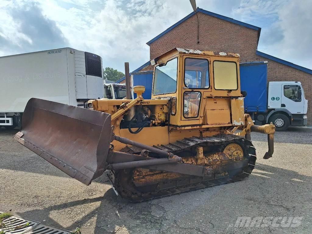 Komatsu D45-1 履带式推土机