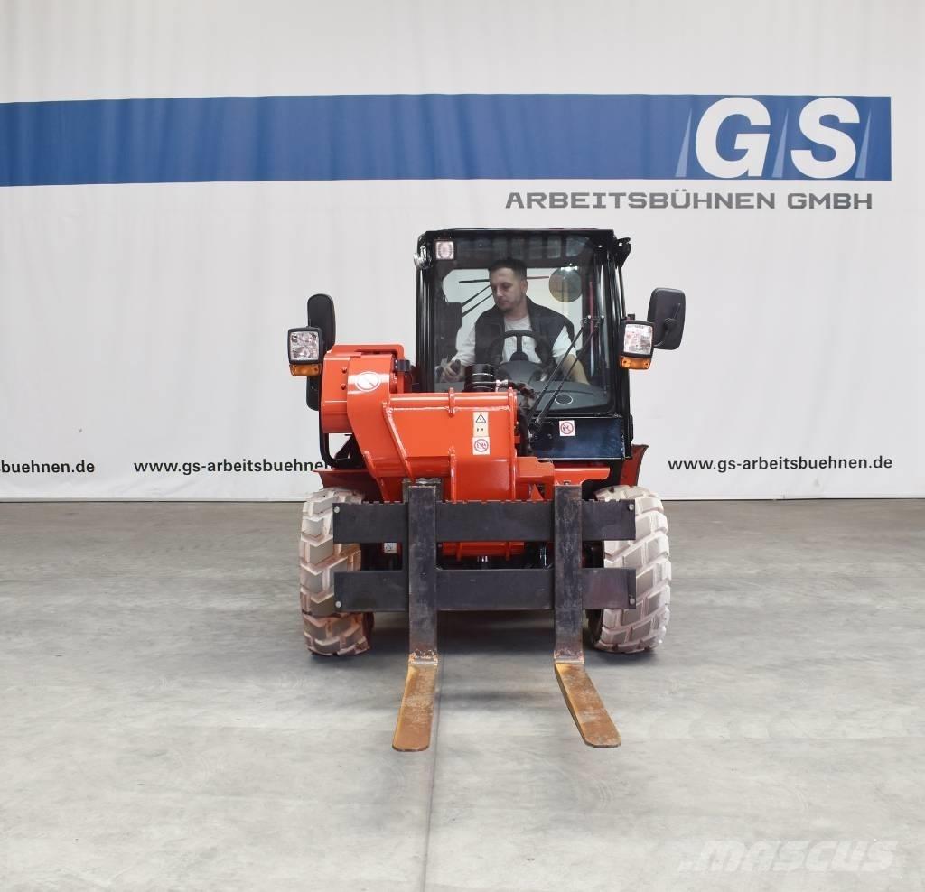JCB 520-40 4WS 伸缩臂叉装车|叉装车