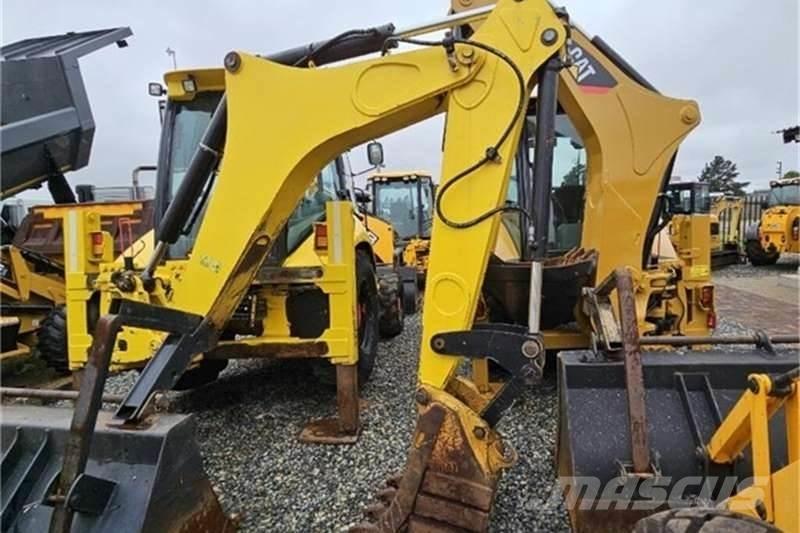 CAT 422E TLB 反铲装载机