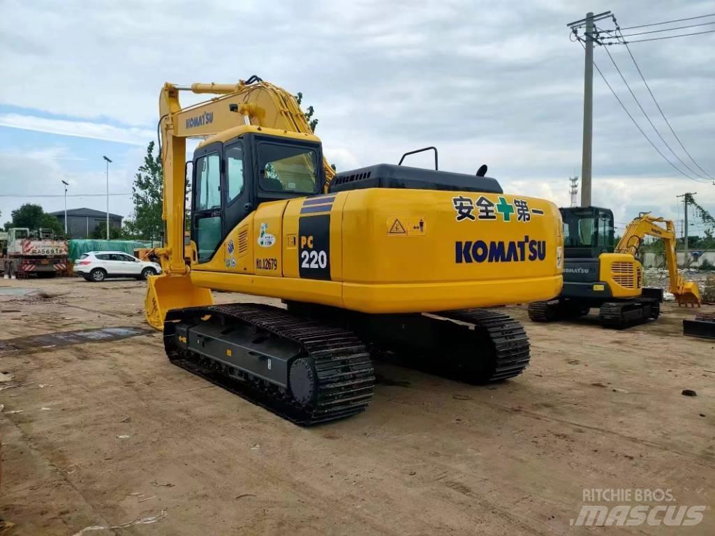 Komatsu PC 220 履带挖掘机