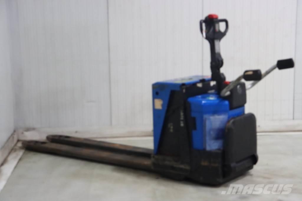 Toyota LPE200/8 手摇升降机