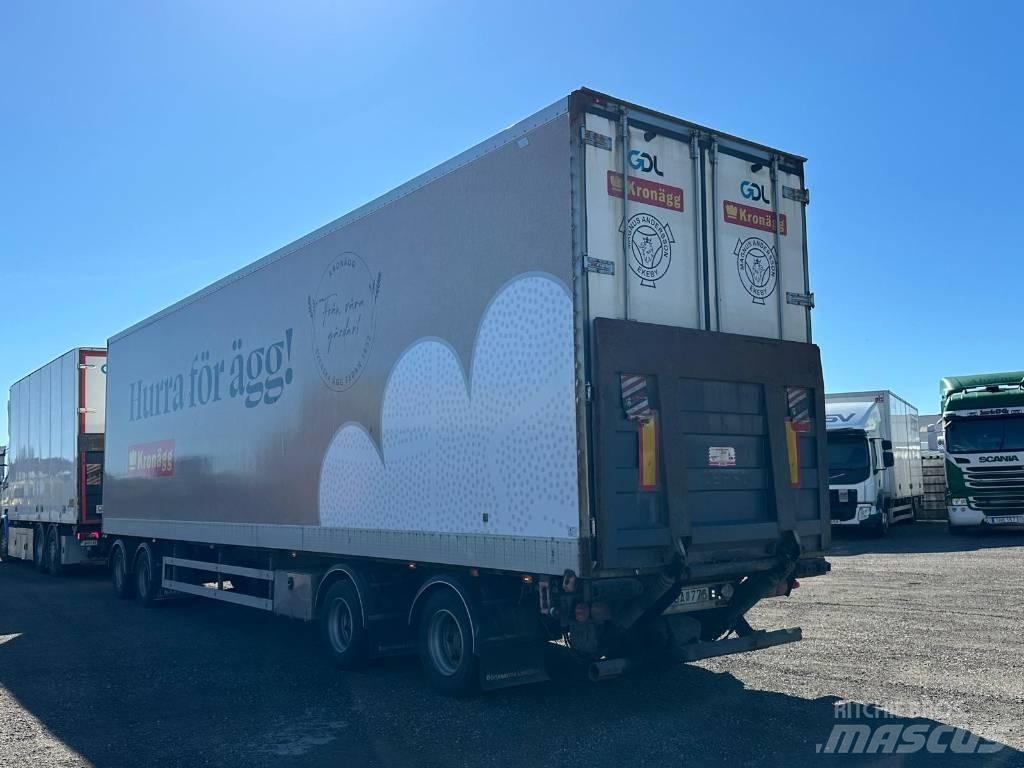 Närko D4YB11N11 厢式拖车