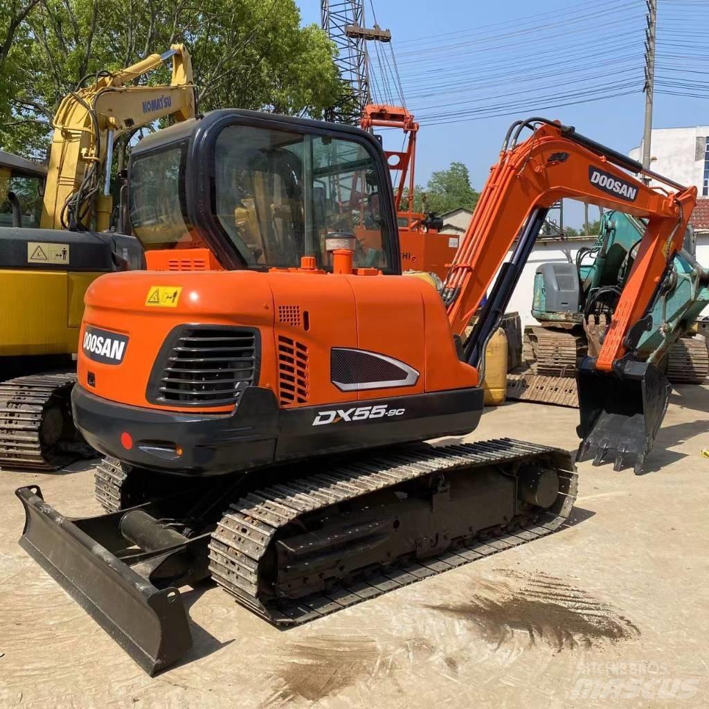 Doosan DX 55 小型挖掘机
