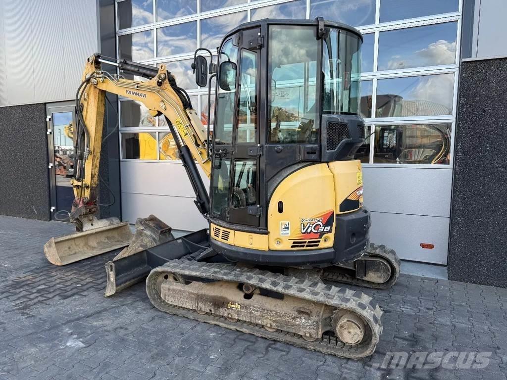Yanmar Vio38-U 小型挖掘机