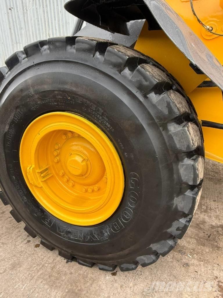 Volvo L 110 H 轮式装载机