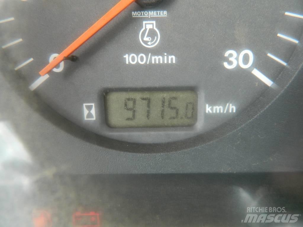 Valtra 8150 拖拉机/农用车