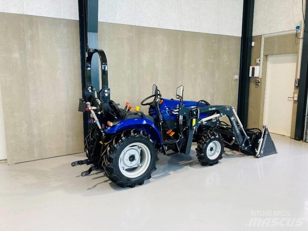 Farmtrac 26 H 4WD 拖拉机/农用车
