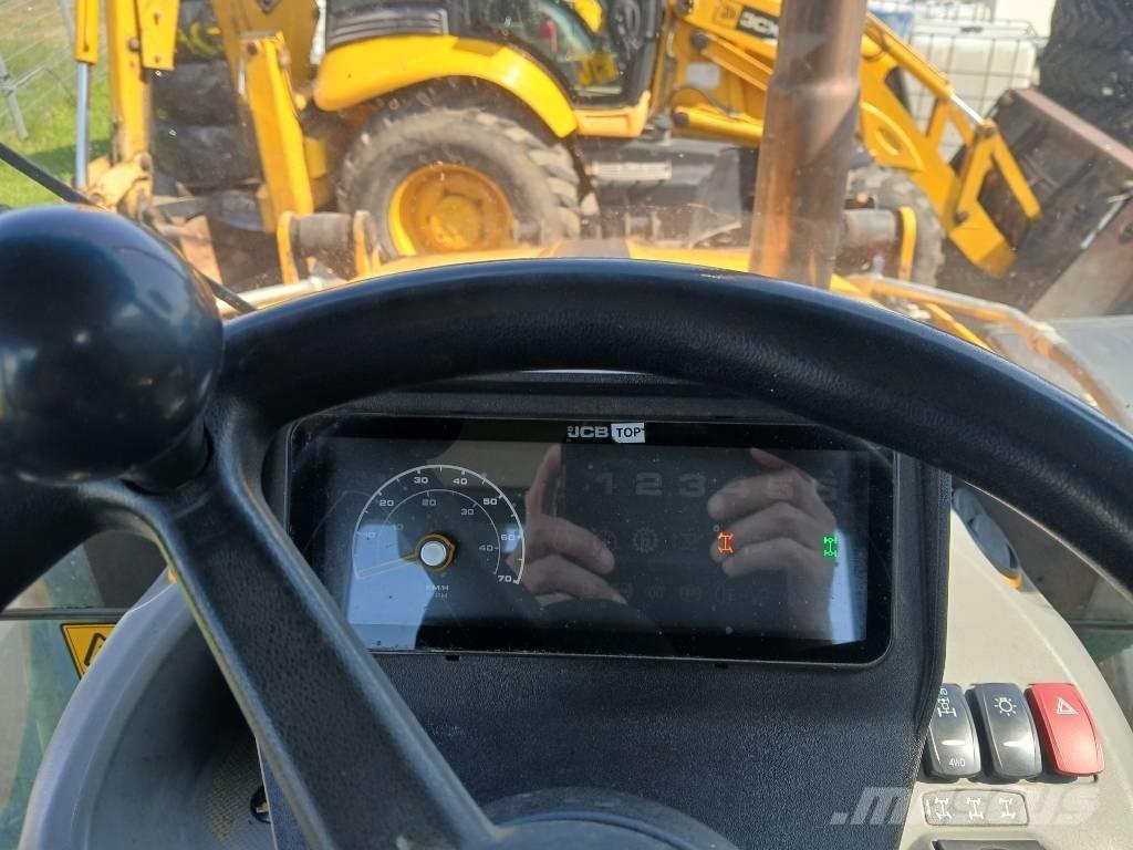 JCB 4 CX Pro 反铲装载机