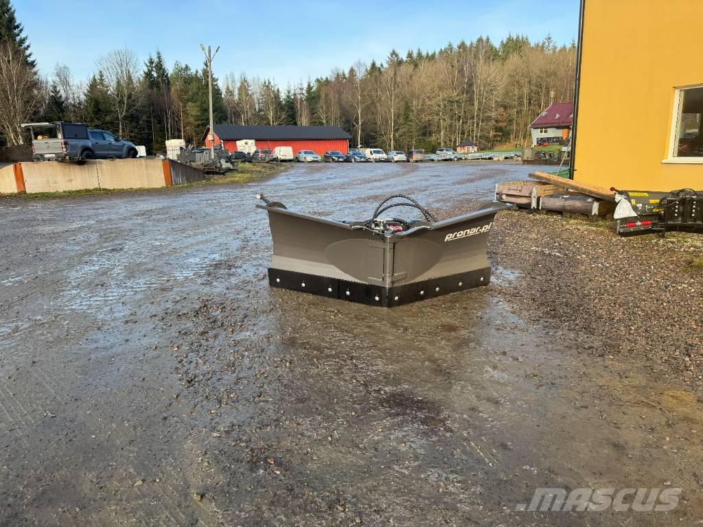 Pronar PUV 2600 M 推雪机
