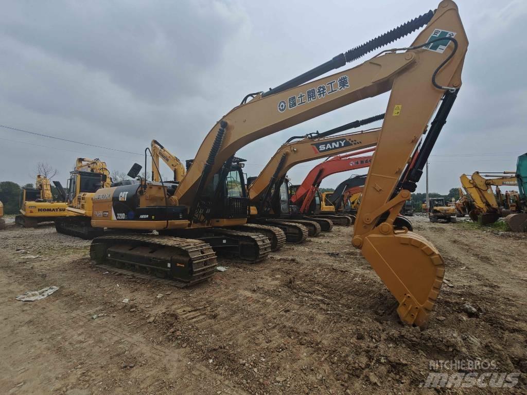CAT CAT320d 中型挖掘机