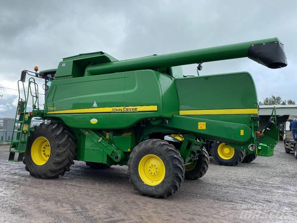 John Deere T 560 联合收割机
