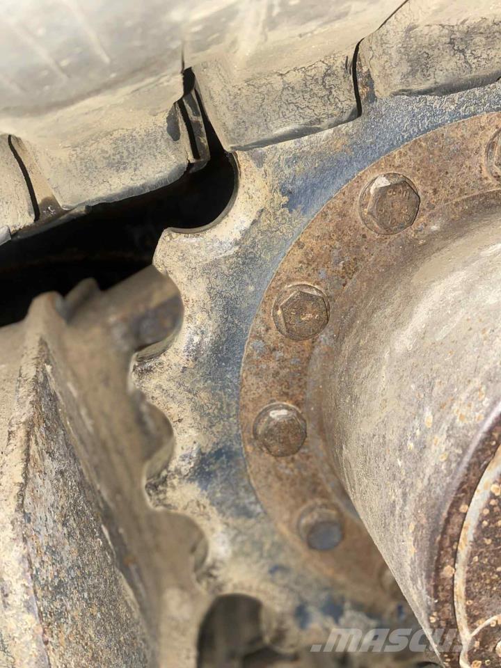 Komatsu PC50MR-2 轮式挖掘机