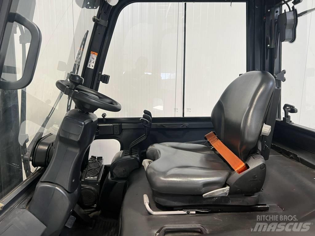 Doosan B25X-7 电动叉车
