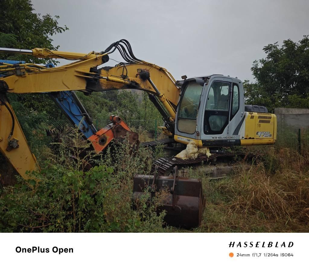 New Holland E 175 B 履带、链条和底盘