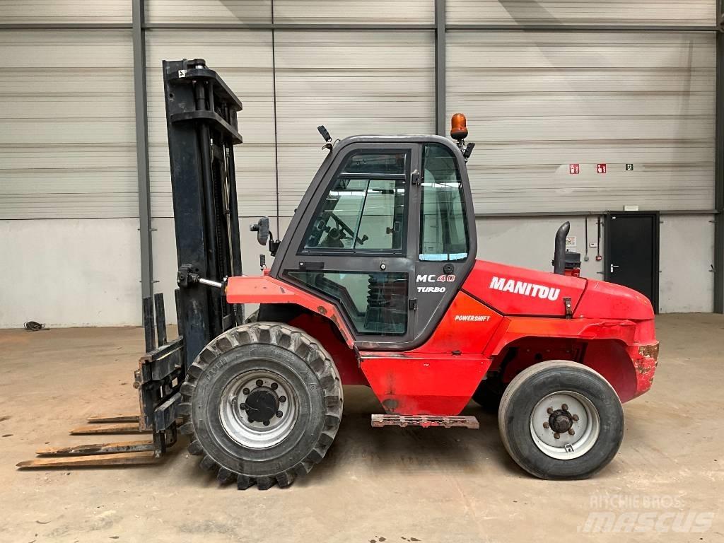 Manitou MC 40 越野叉车|叉装车