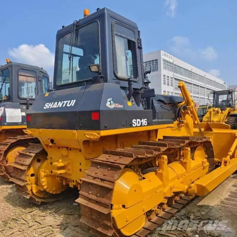 Shantui SD 16 履带式推土机