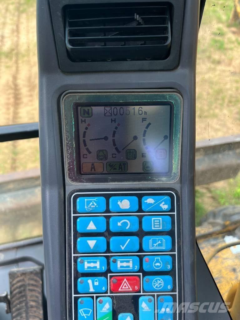 Komatsu PW 160 ES-7K 轮式挖掘机