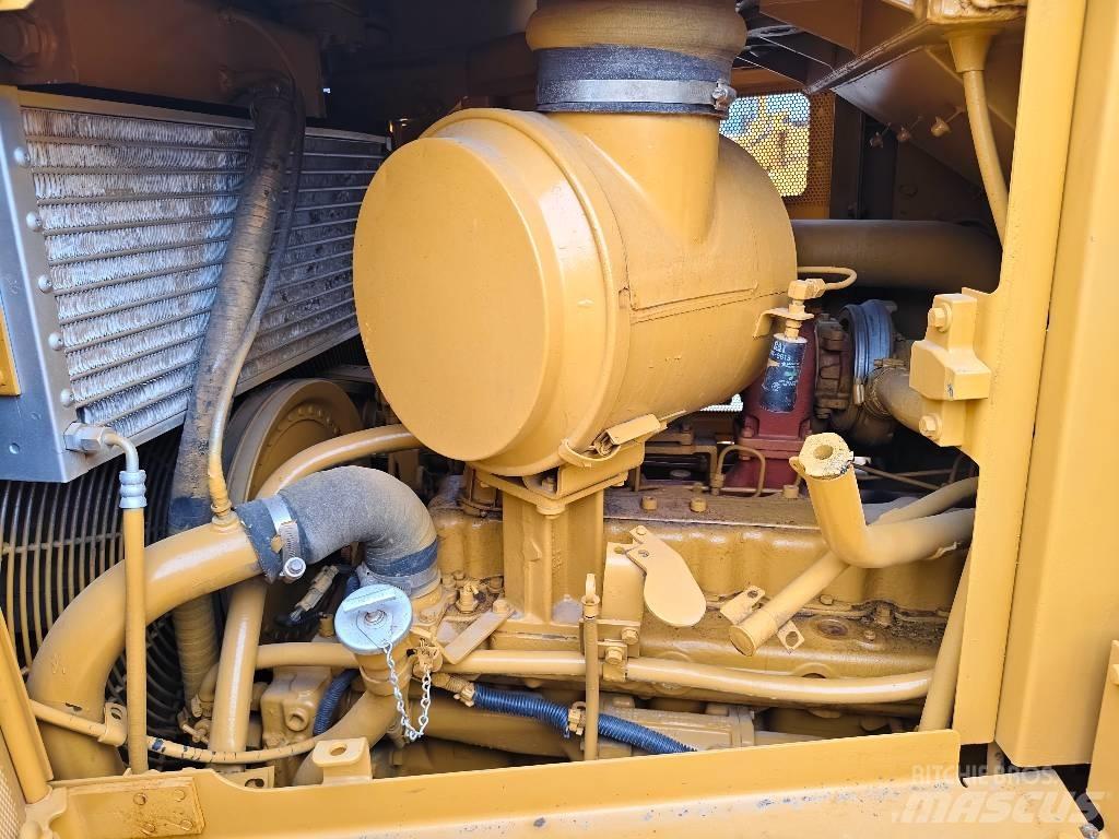 CAT D 7 R 平地机/推土机