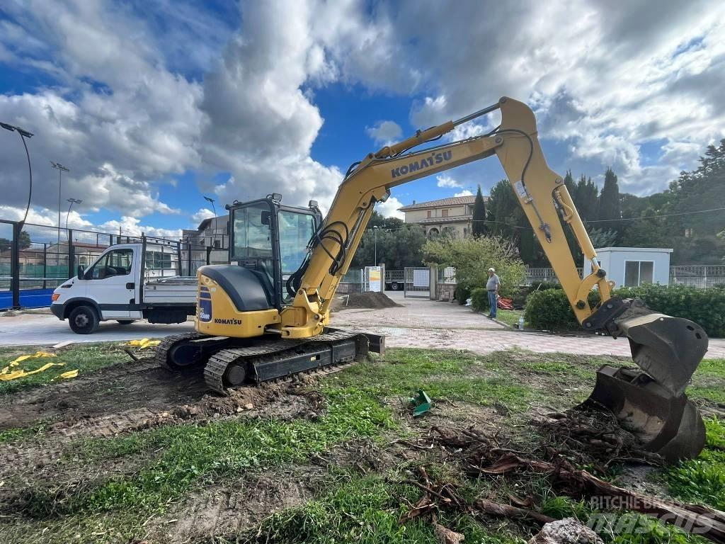 Komatsu PC55 小型挖掘机