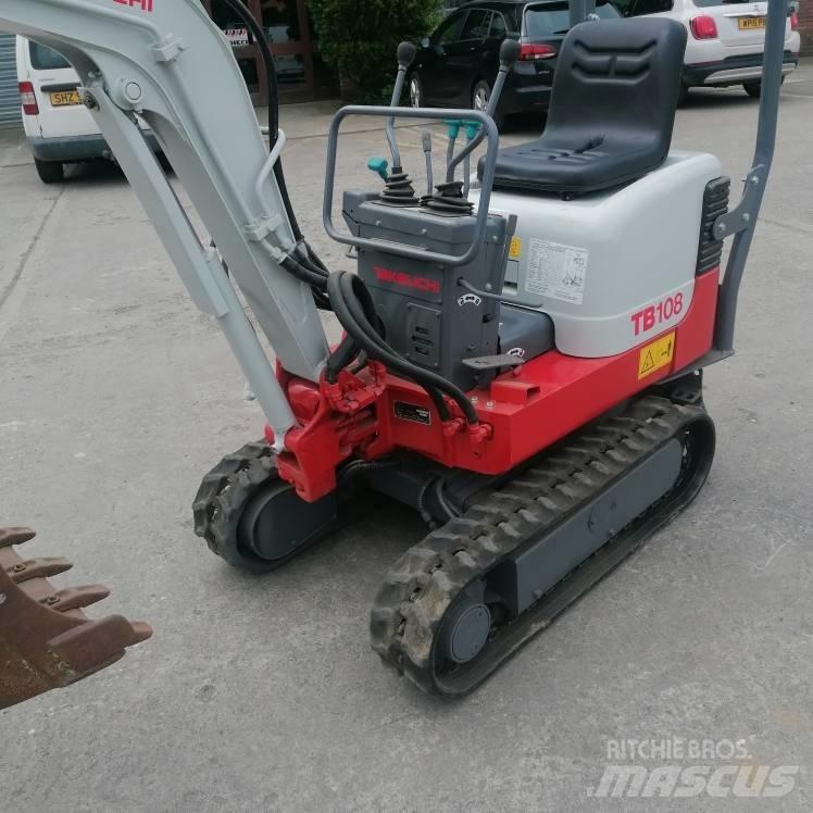Takeuchi TB108 小型挖掘机