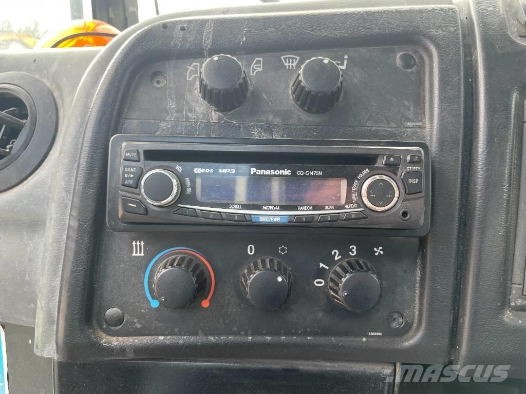 Terex TA 400 铰接式自卸车