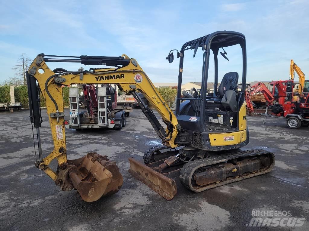 Yanmar Vio 27 小型挖掘机