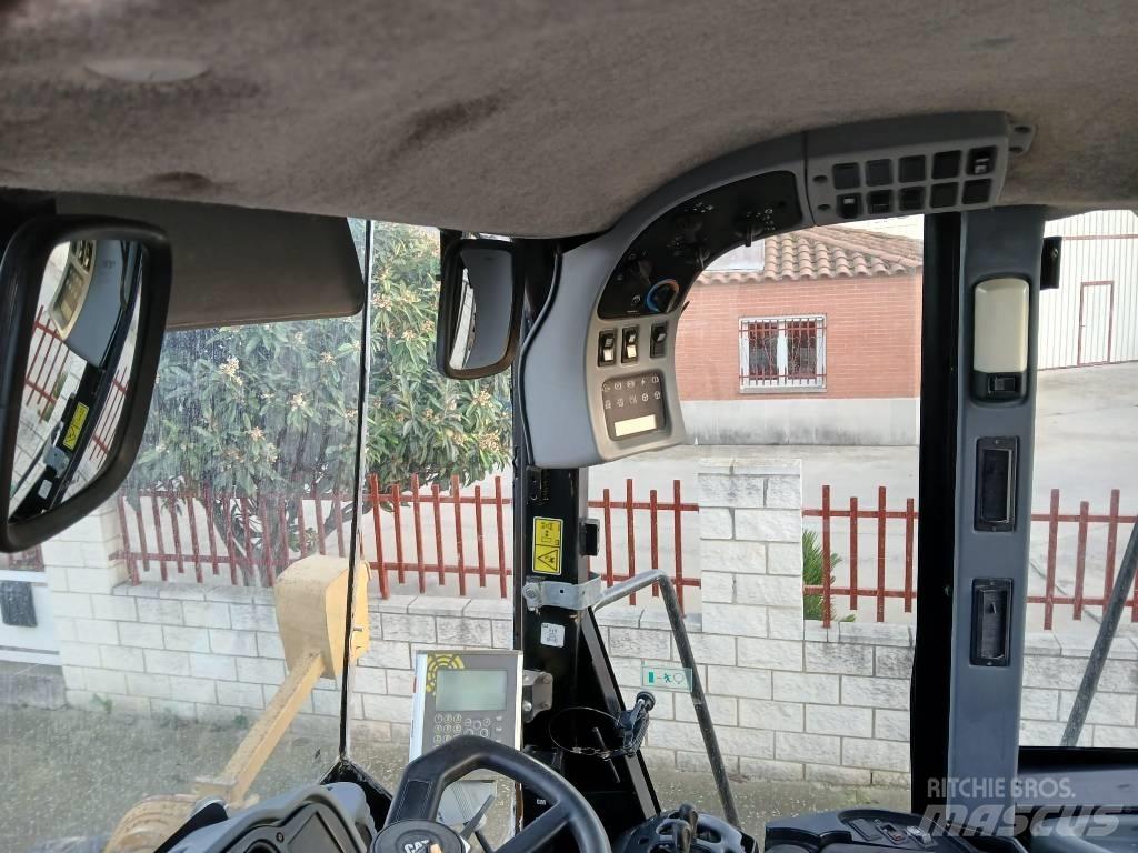 CAT 966 G series II 轮式装载机