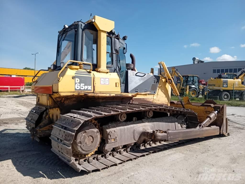 Komatsu D 65 PX-15 履带式推土机
